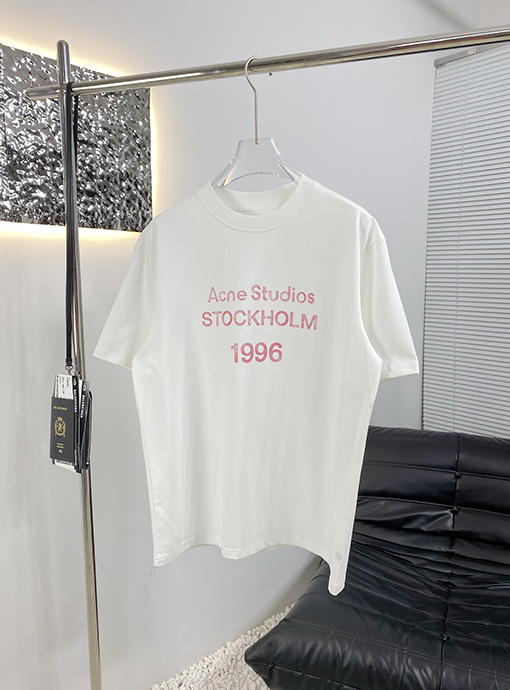 アクネストゥディオズ 新しい半袖Tシャツ