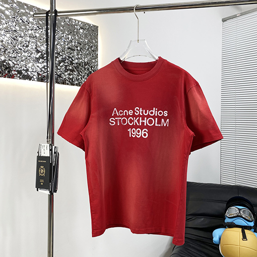 アクネストゥディオズ 新しい半袖Tシャツ