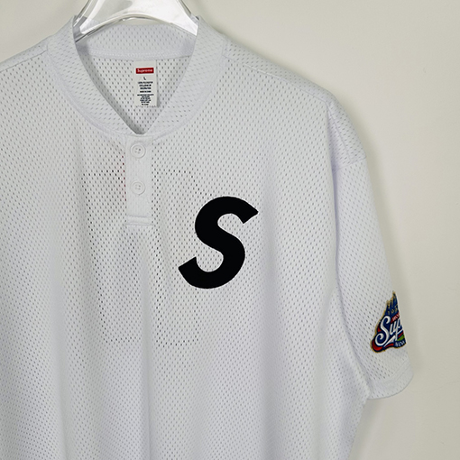 シュプリームコピー FW24/SS25 S LOGO BASEBALL HENLEYヘンリーカラーTシャツ