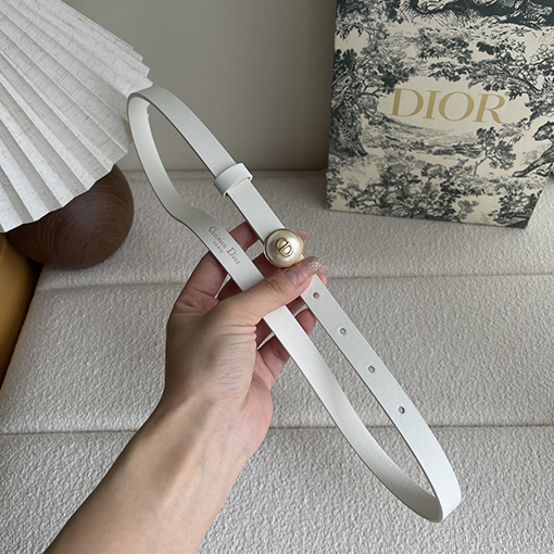 ディオールグレインレザー両面ベルト