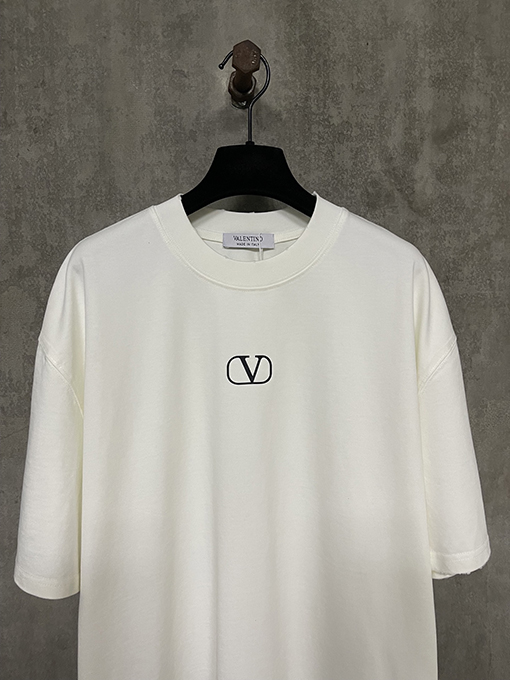 ヴァレンティノコピー 新しいロゴの文字プリント半袖Tシャツ
