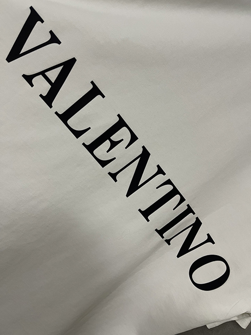 ヴァレンティノコピー 新しいロゴの文字プリント半袖Tシャツ