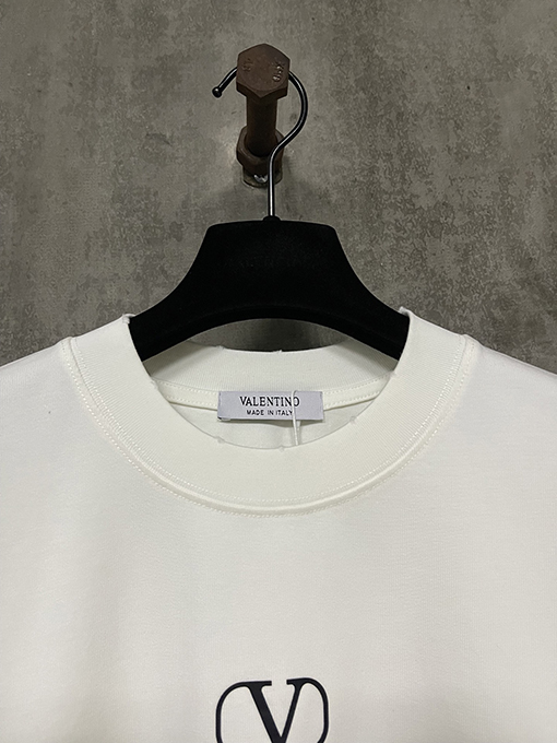 ヴァレンティノコピー 新しいロゴの文字プリント半袖Tシャツ