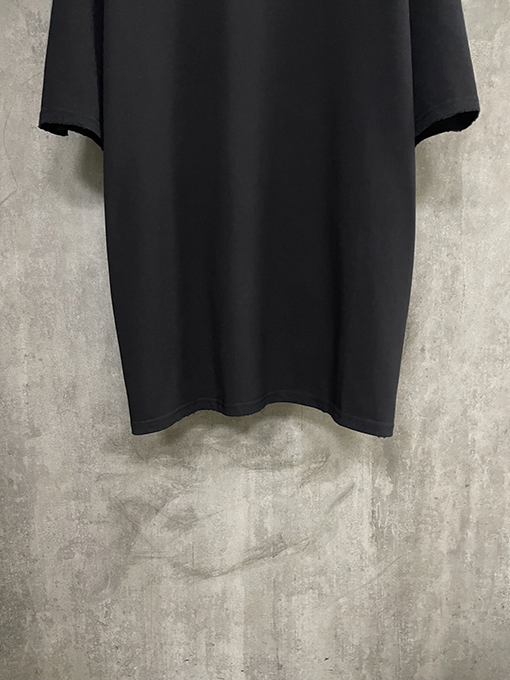 ヴァレンティノコピー 新しいロゴの文字プリント半袖Tシャツ
