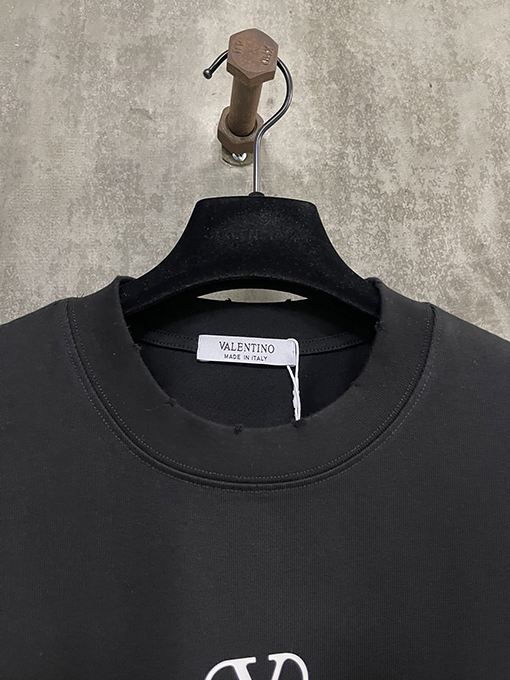 ヴァレンティノコピー 新しいロゴの文字プリント半袖Tシャツ