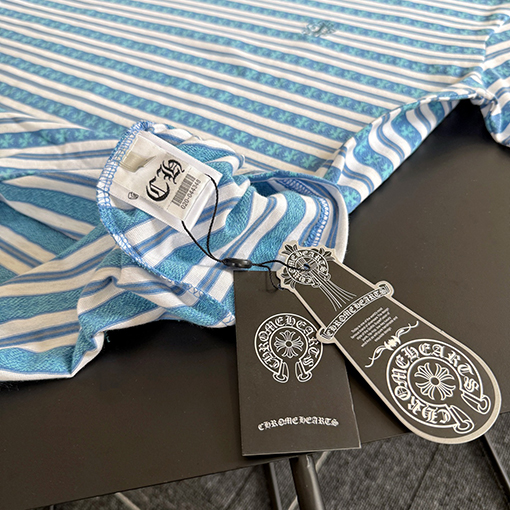 クロムハーツコピー 新しいストライプのサンスクリット半袖Tシャツ
