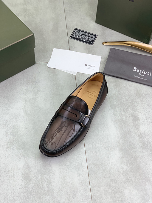 グッチ 新しい新しいビジネス革シューズ