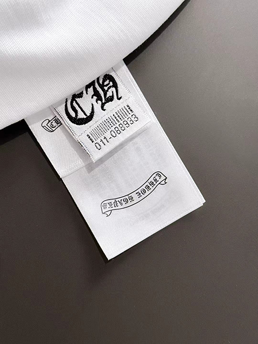 クロムハーツ 前と後ろのクラシックなクロスステッカーハードウェア刺繍Tシャツ
