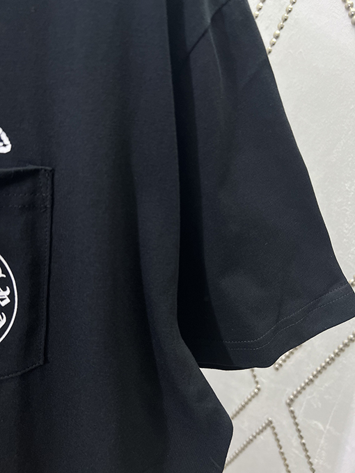 クロムハーツコピー トレンディなトカゲの家族写真プリント半袖Tシャツ