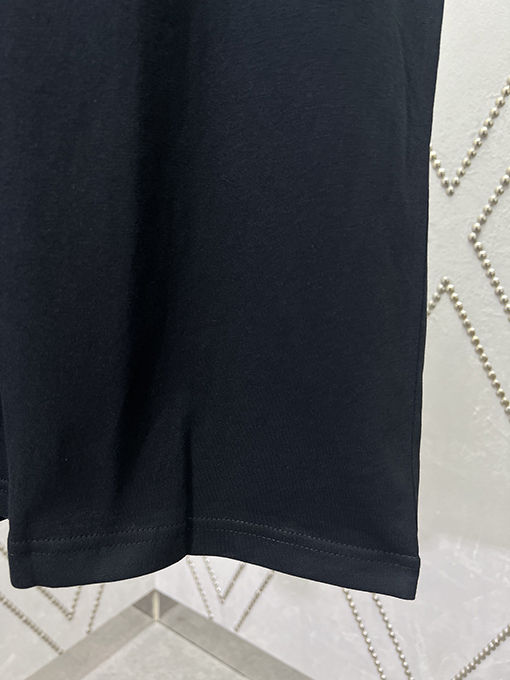 クロムハーツコピー トレンディなトカゲの家族写真プリント半袖Tシャツ
