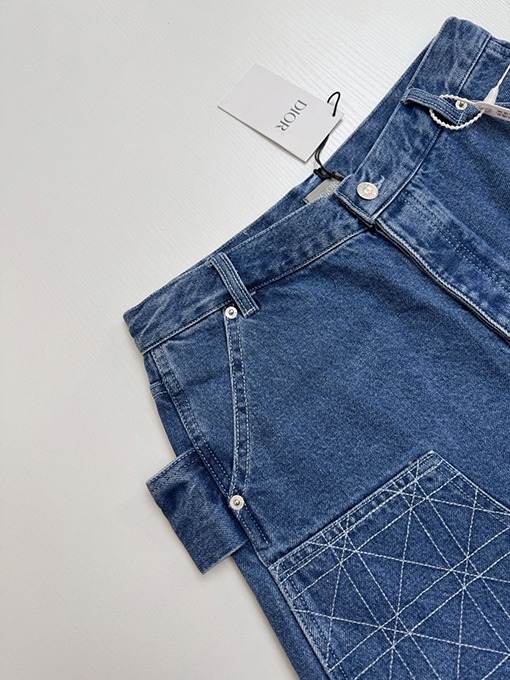 ディオール 新しい菱角線ファッション刺繍デニムパンツ