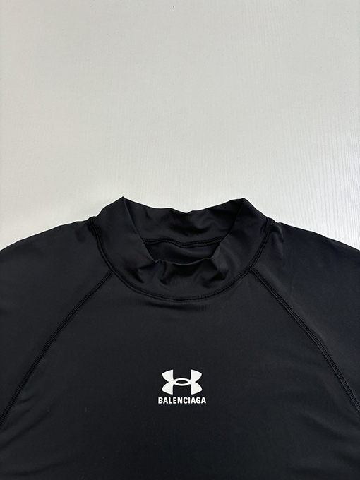 バレンシアガ パリの新しいX UNDコラボレーショントレーニング速乾性シャツ半袖Tシャツ
