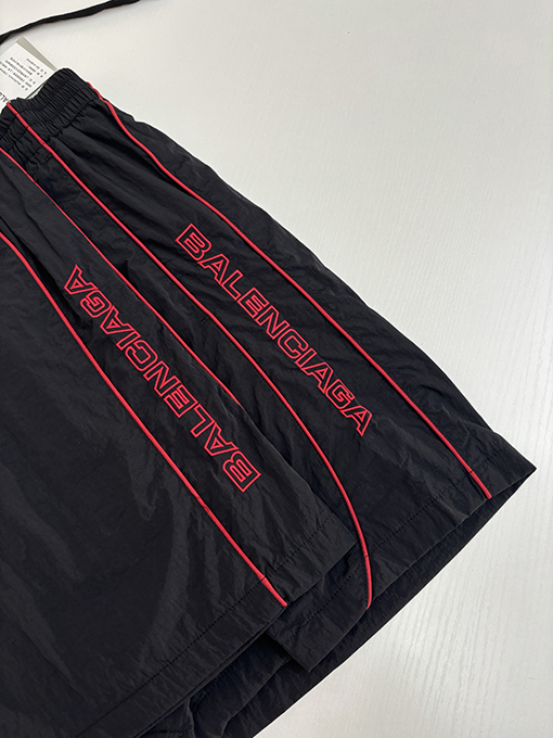 バレンシアガ 新しい Lionub マンチェスター・ユナイテッドのスポーツパンツ