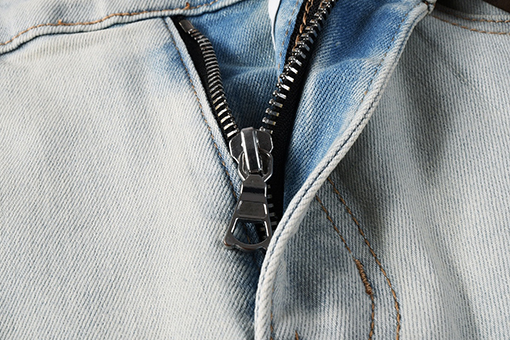 アミリ Jeans 新しいデニムパンツ