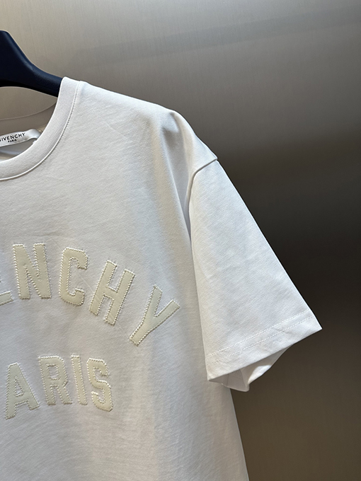 ジバンシイ 人柄パッチアルファベットクルーネック半袖Tシャツ
