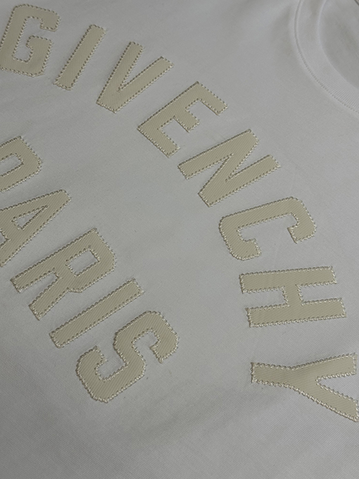 ジバンシイ 人柄パッチアルファベットクルーネック半袖Tシャツ