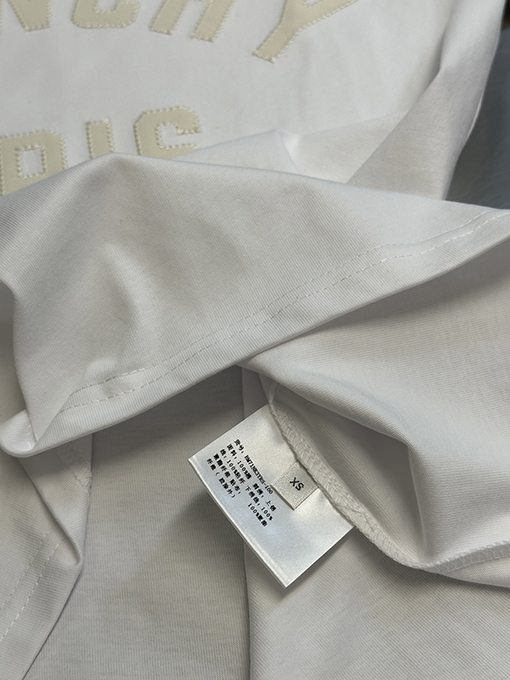 ジバンシイ 人柄パッチアルファベットクルーネック半袖Tシャツ
