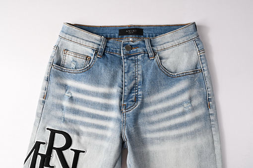 アミリ jeans 新しいパンツ