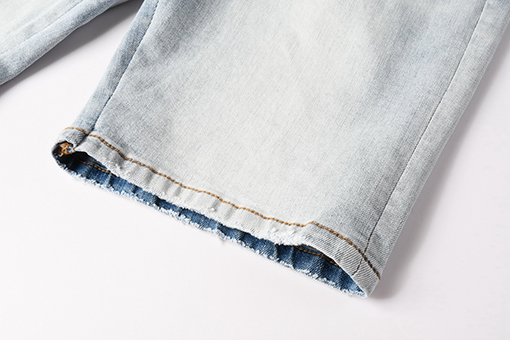 アミリ jeans 新しいパンツ