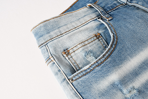 アミリ jeans 新しいパンツ