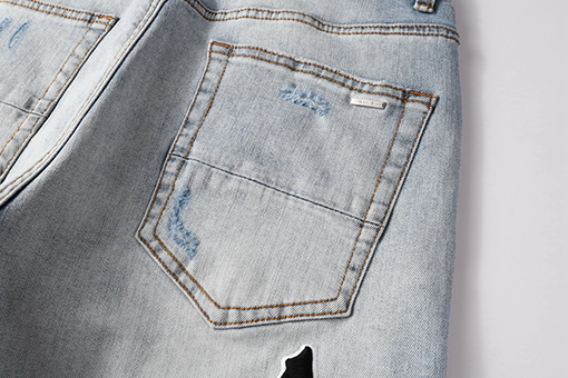 アミリ jeans 新しいパンツ
