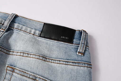 アミリ jeans 新しいパンツ