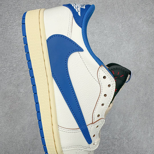 Travis Scott x Air Jordan AJ1 Low OG SP TSコラボレーションバーブローカットスニーカー