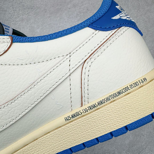 Travis Scott x Air Jordan AJ1 Low OG SP TSコラボレーションバーブローカットスニーカー