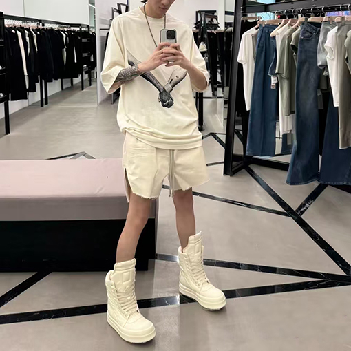 リックオウエンス新しいカジュアルパンツ