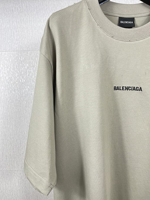 バレンシアガコピー フロントとリアのクラシックな文字刺繍半袖Tシャツ