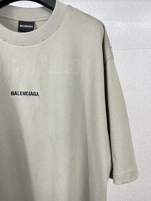 バレンシアガコピー フロントとリアのクラシックな文字刺繍半袖Tシャツ