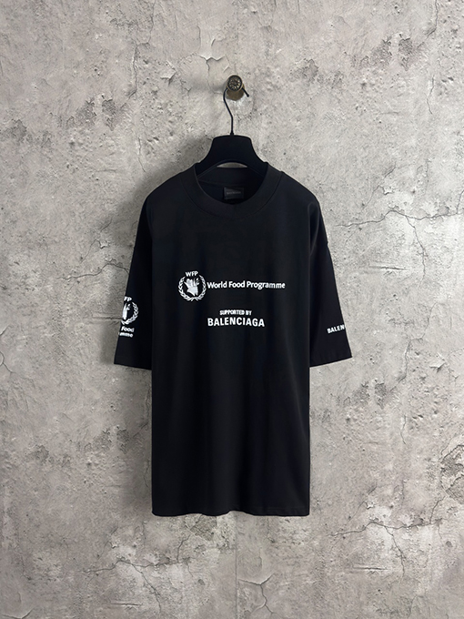 バレンシアガスーパーコピー Balenciaga ファッションフードコラボ半袖Tシャツ