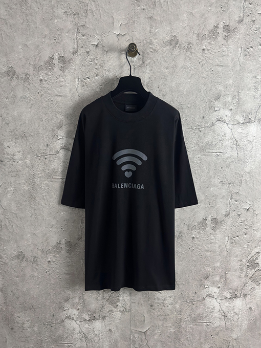 バレンシアガコピー Balenciaga wifi 520 限定植毛プリント半袖Tシャツ