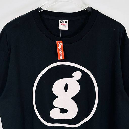 シュプリームコピー X GOODENOUGH コラボコレクションG字半袖Tシャツ