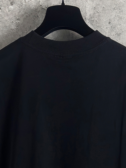 バレンシアガコピー Balenciaga 溶解コーラドットプリント半袖Tシャツ