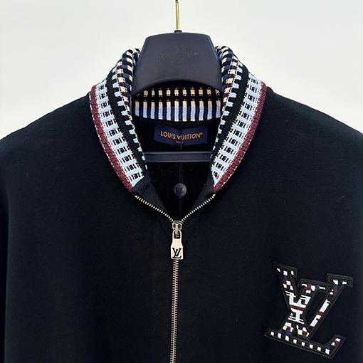 ルイヴィトンスーパーコピー ニットパイロットジップアップジャケット