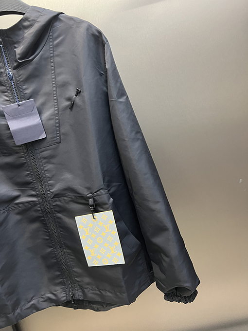 ルイヴィトン Lv スタイリッシュな両面防風ジャケット