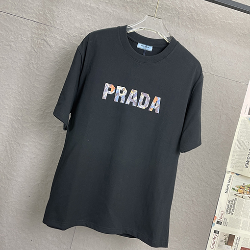 プラダスーパーコピー 新しいメンズカジュアル半袖Tシャツ