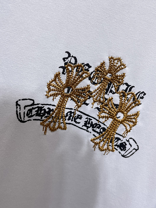 クロムハーツ十字架の刺繍手磨きの半袖シャツ