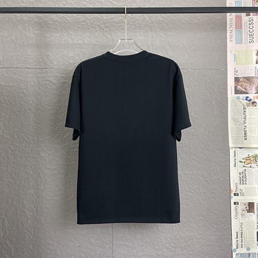 フェンディコピー 新しいオリジナルメンズカジュアル半袖Tシャツ
