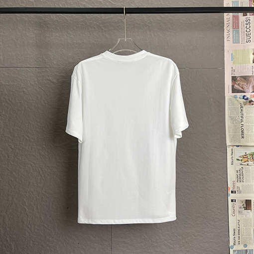 フェンディコピー 新しいオリジナルメンズカジュアル半袖Tシャツ