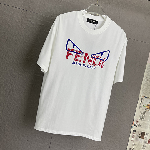 フェンディコピー 新しいオリジナルメンズカジュアル半袖Tシャツ
