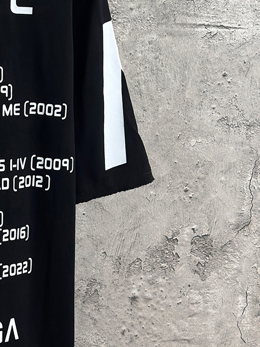 バレンシアガスーパーコピー コラボ音楽限定チップ付きNFCティアプリント半袖Tシャツ