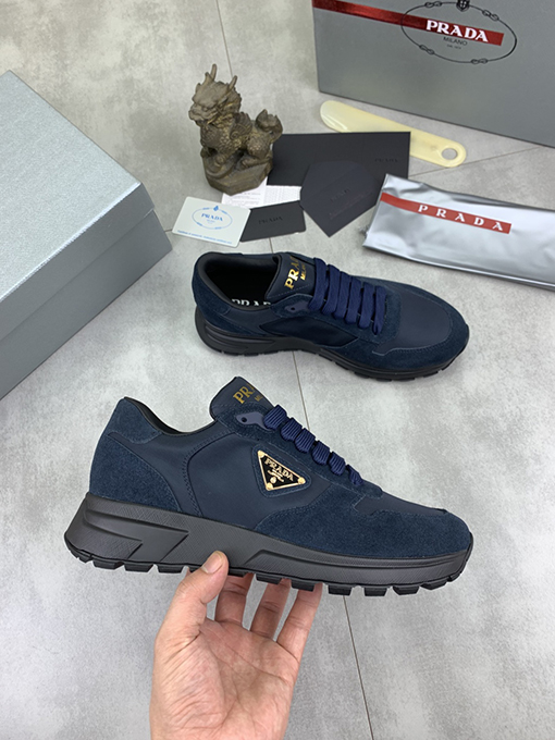 プラダスーパーコピー新しいファッションメンズシューズ