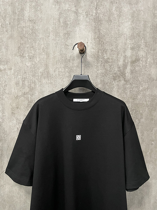 ジバンシイコピー クラシックなフロントとリアのロゴアルファベットプリント半袖Tシャツ