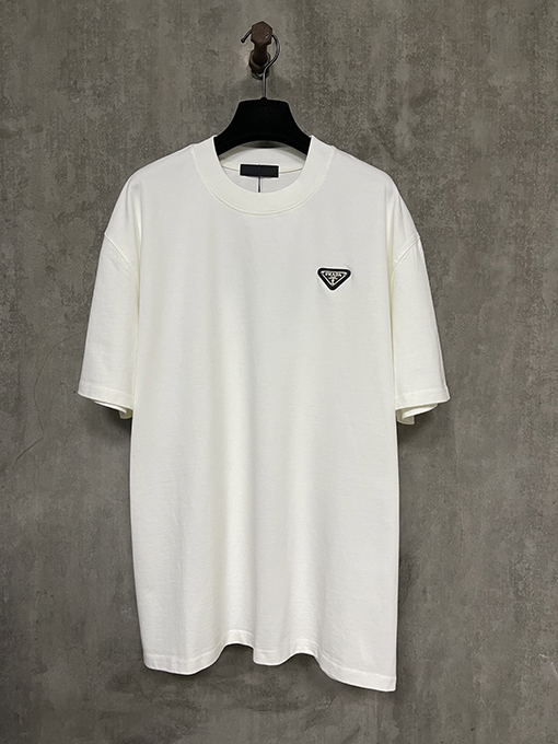 プラダ シルバーラベルレザークルーネック半袖Tシャツ
