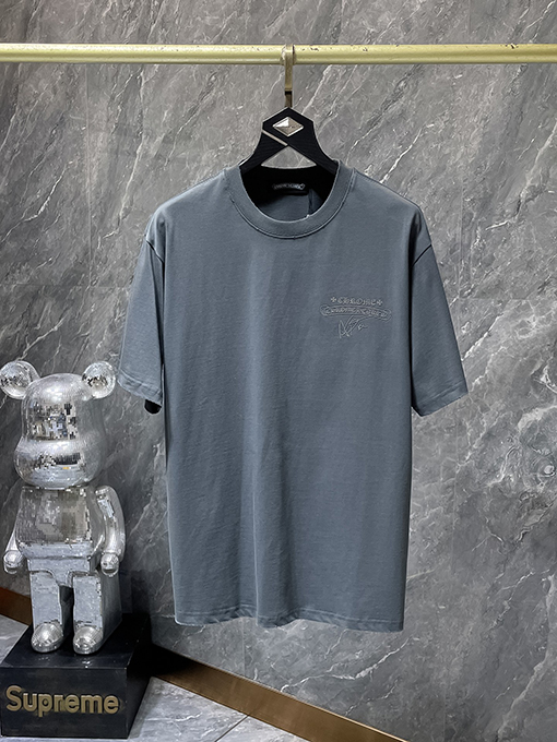 クロムハーツコピー 馬蹄サンスクリット語手磨きシリコンレタリング半袖Tシャツ