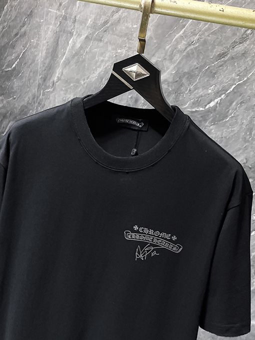 クロムハーツコピー 馬蹄サンスクリット語手磨きシリコンレタリング半袖Tシャツ