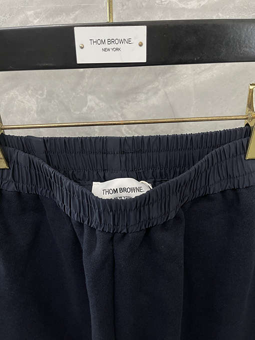 トムブラウ 新しい夏のステッチパンツ
