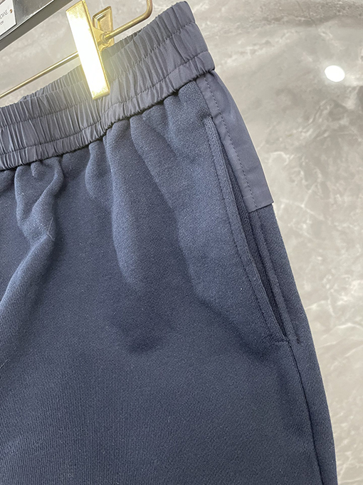 トムブラウ 新しい夏のステッチパンツ